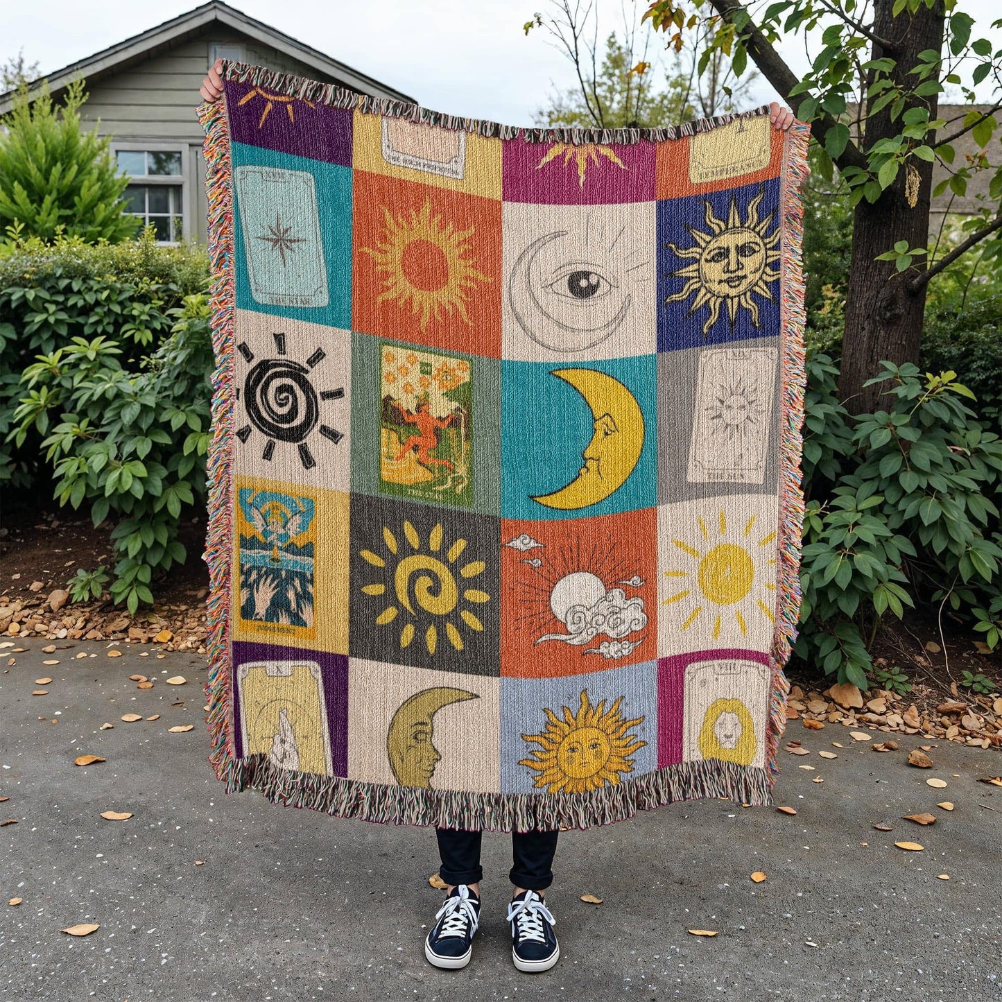 Tarot Woven Blanket – Celestial Sun Moon Throw with Major Arcana Cards, Astrology Decor, Cozy Boho Gift for Spiritual Friends