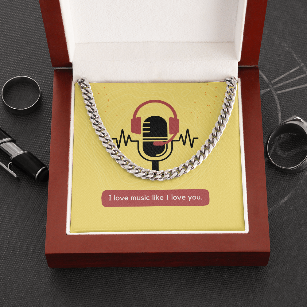 Simple to the Point Cuban Chain Necklace for the Person You Love the Most.